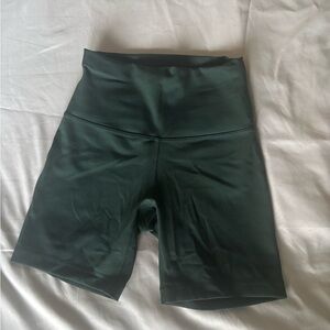 Lululemon Wunder train biker Shorts